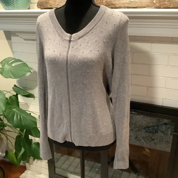 #314 Talbots Petites Gray Zip Front Cardigan Silver Ball Detail Size Medium Pet - Picture 2 of 7